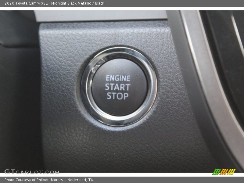 Midnight Black Metallic / Black 2020 Toyota Camry XSE