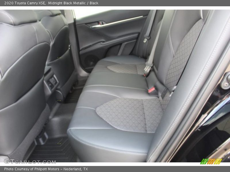 Midnight Black Metallic / Black 2020 Toyota Camry XSE