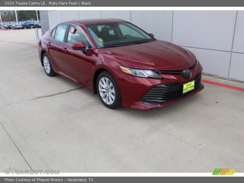 Ruby Flare Pearl / Black 2020 Toyota Camry LE