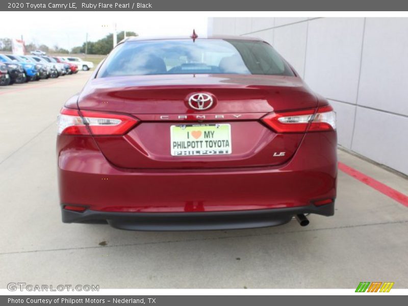 Ruby Flare Pearl / Black 2020 Toyota Camry LE