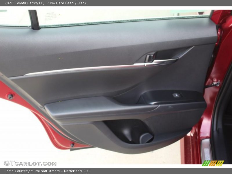 Ruby Flare Pearl / Black 2020 Toyota Camry LE