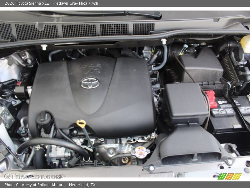 Predawn Gray Mica / Ash 2020 Toyota Sienna XLE