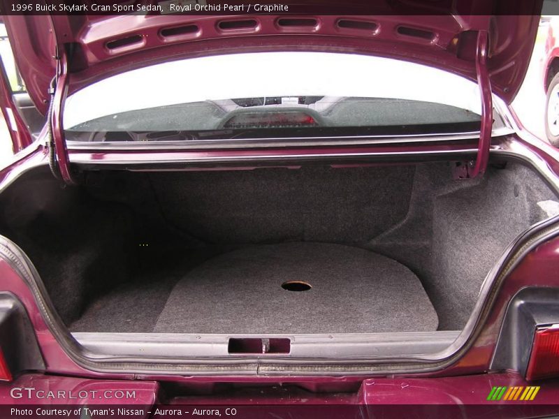 Royal Orchid Pearl / Graphite 1996 Buick Skylark Gran Sport Sedan