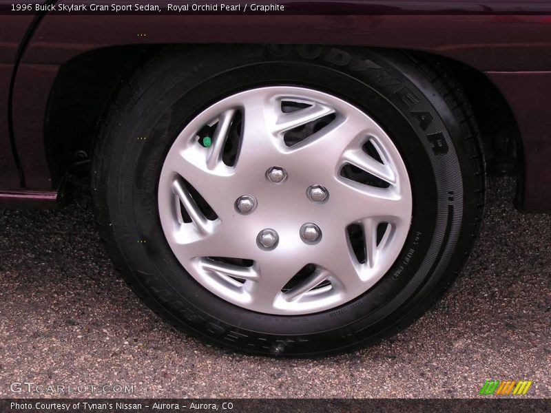 Royal Orchid Pearl / Graphite 1996 Buick Skylark Gran Sport Sedan