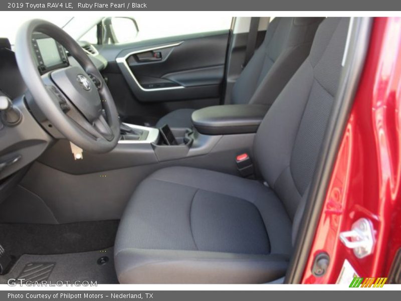 Ruby Flare Pearl / Black 2019 Toyota RAV4 LE