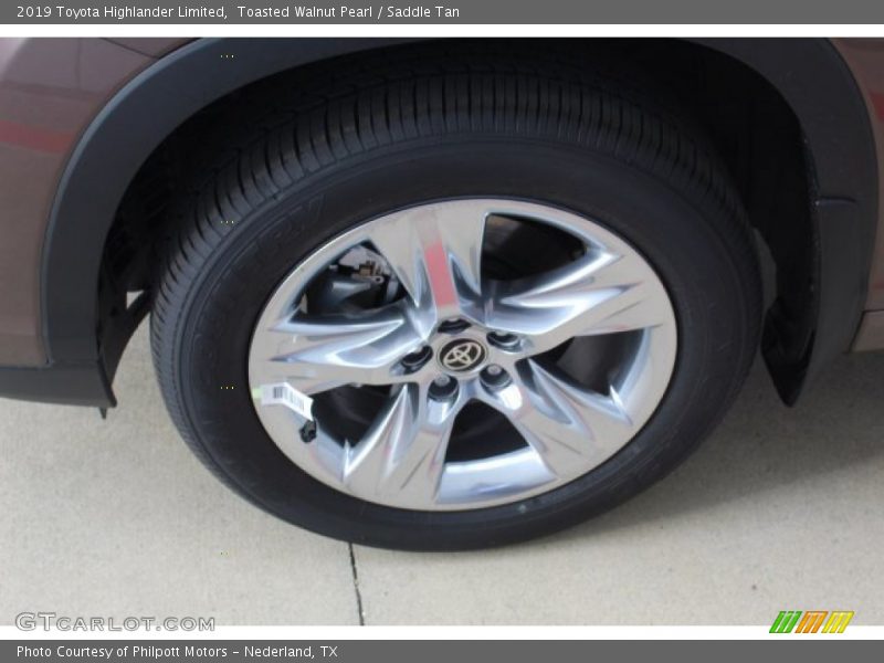 Toasted Walnut Pearl / Saddle Tan 2019 Toyota Highlander Limited