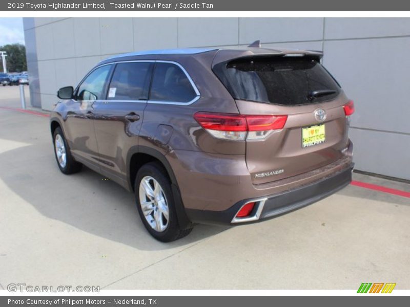 Toasted Walnut Pearl / Saddle Tan 2019 Toyota Highlander Limited