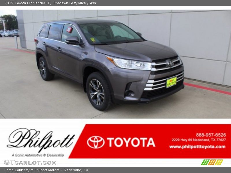Predawn Gray Mica / Ash 2019 Toyota Highlander LE
