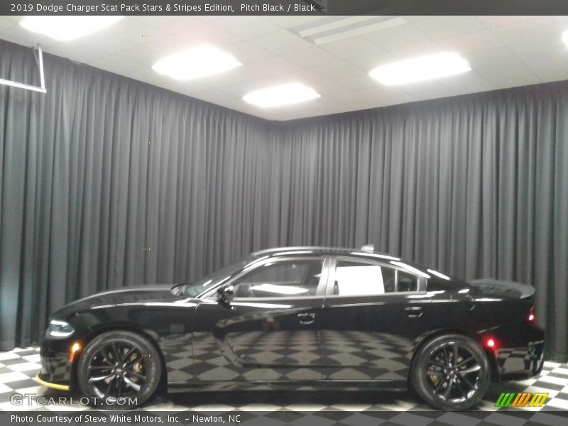 Pitch Black / Black 2019 Dodge Charger Scat Pack Stars & Stripes Edition