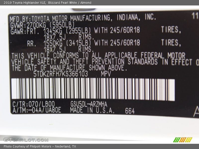 Blizzard Pearl White / Almond 2019 Toyota Highlander XLE