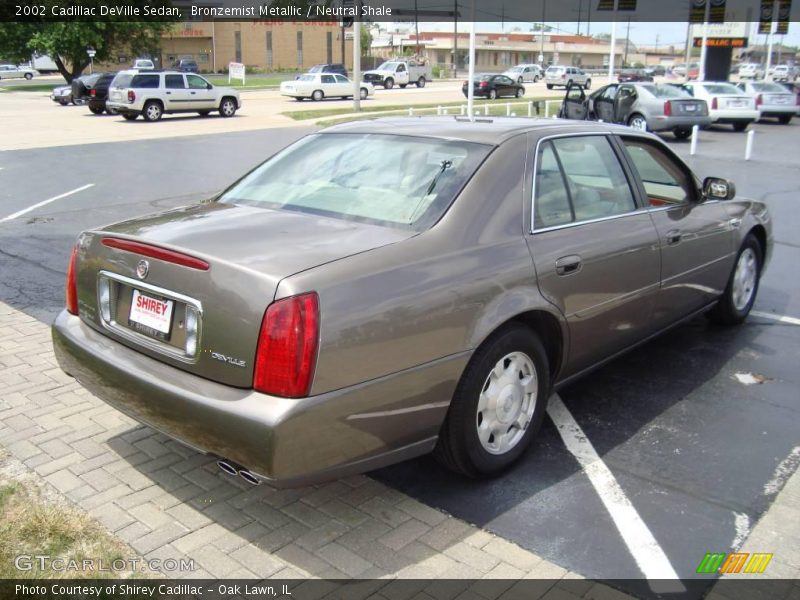 Bronzemist Metallic / Neutral Shale 2002 Cadillac DeVille Sedan