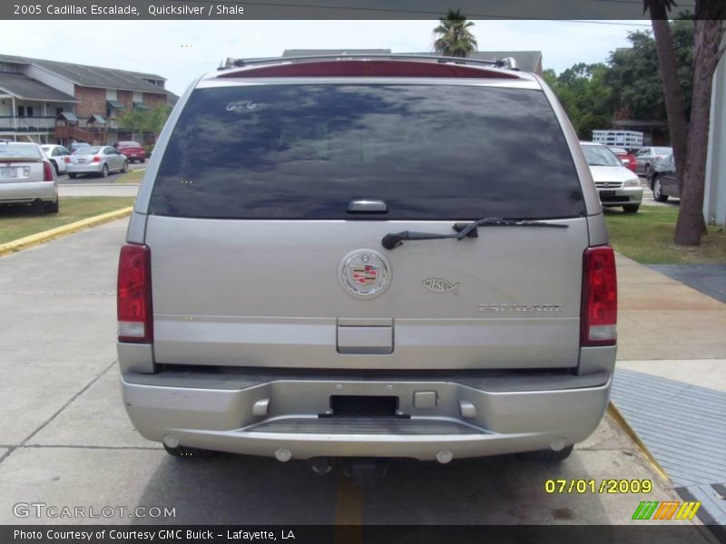 Quicksilver / Shale 2005 Cadillac Escalade