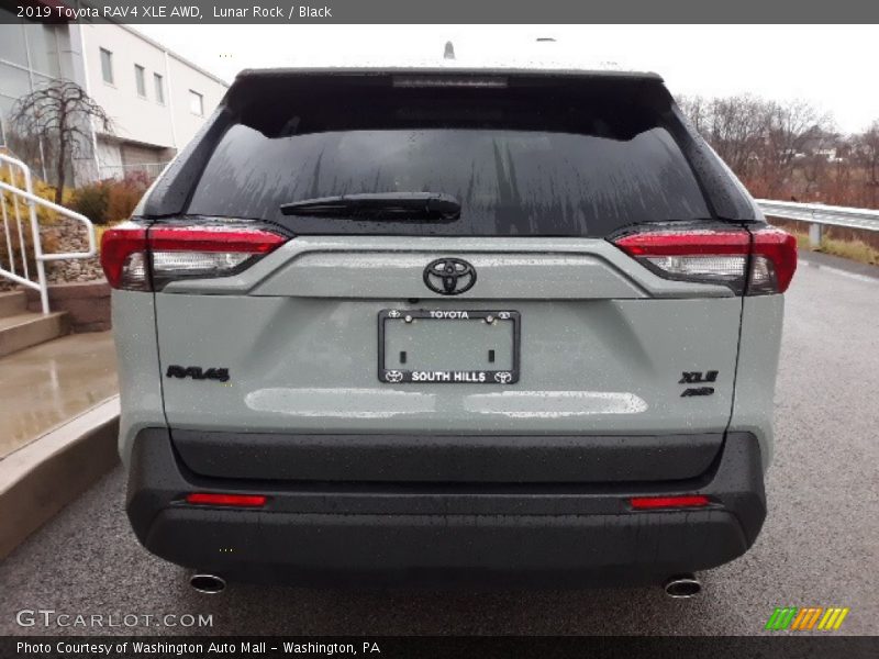 Lunar Rock / Black 2019 Toyota RAV4 XLE AWD