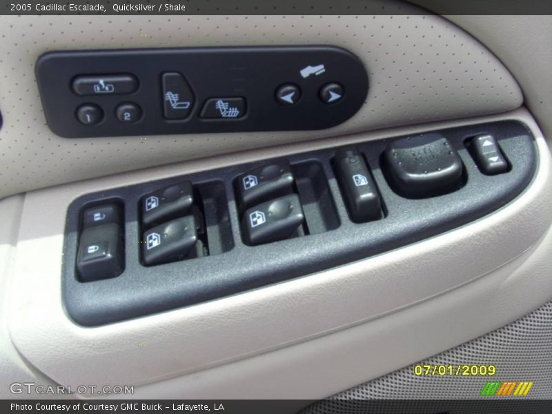 Quicksilver / Shale 2005 Cadillac Escalade