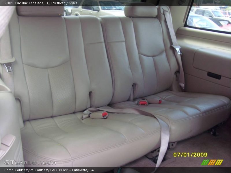 Quicksilver / Shale 2005 Cadillac Escalade