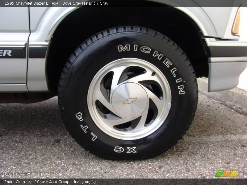 Dove Gray Metallic / Gray 1995 Chevrolet Blazer LT 4x4