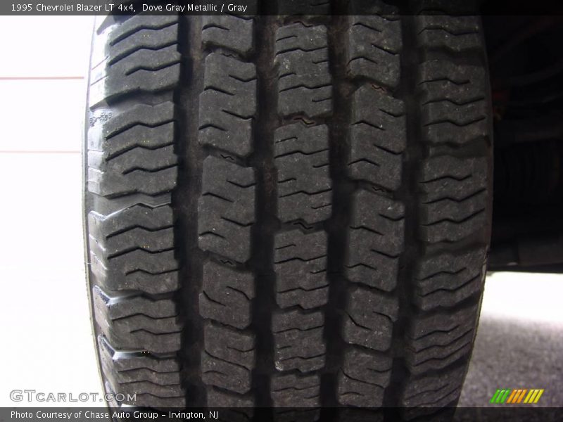 Dove Gray Metallic / Gray 1995 Chevrolet Blazer LT 4x4