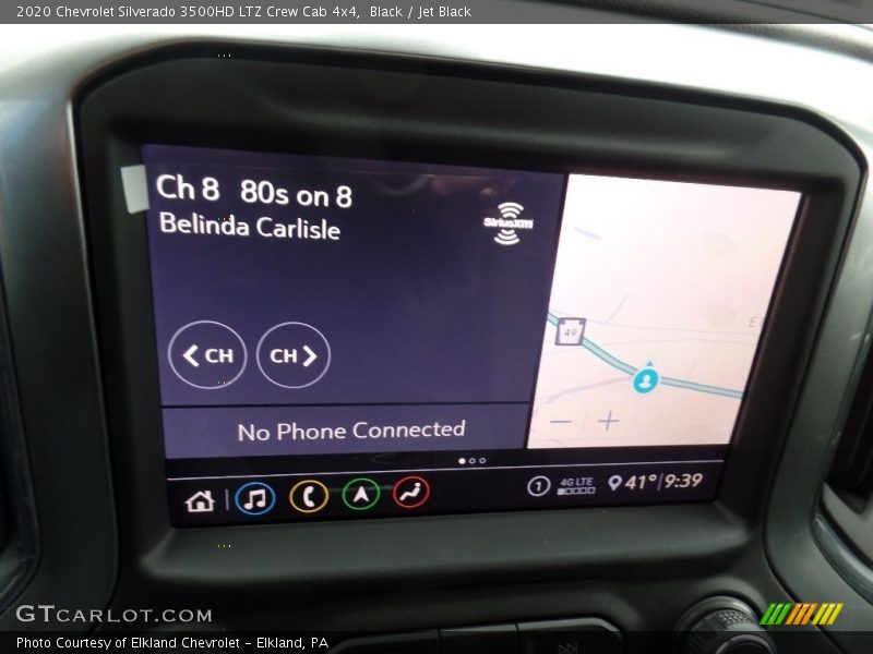 Controls of 2020 Silverado 3500HD LTZ Crew Cab 4x4