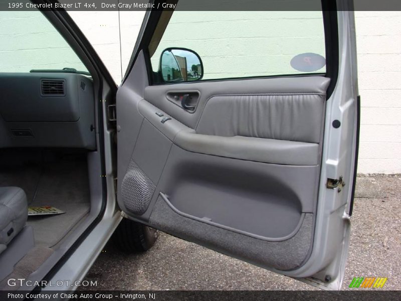 Dove Gray Metallic / Gray 1995 Chevrolet Blazer LT 4x4
