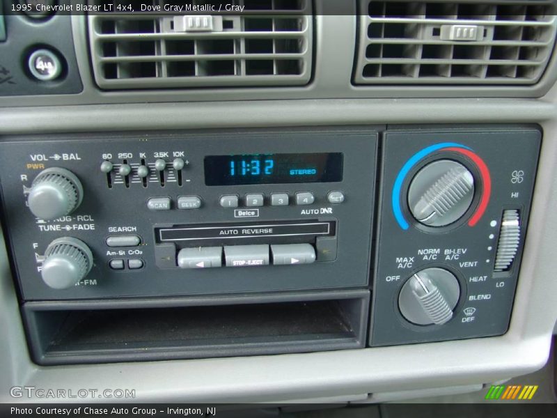 Dove Gray Metallic / Gray 1995 Chevrolet Blazer LT 4x4