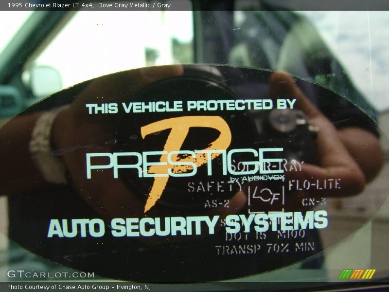 Dove Gray Metallic / Gray 1995 Chevrolet Blazer LT 4x4