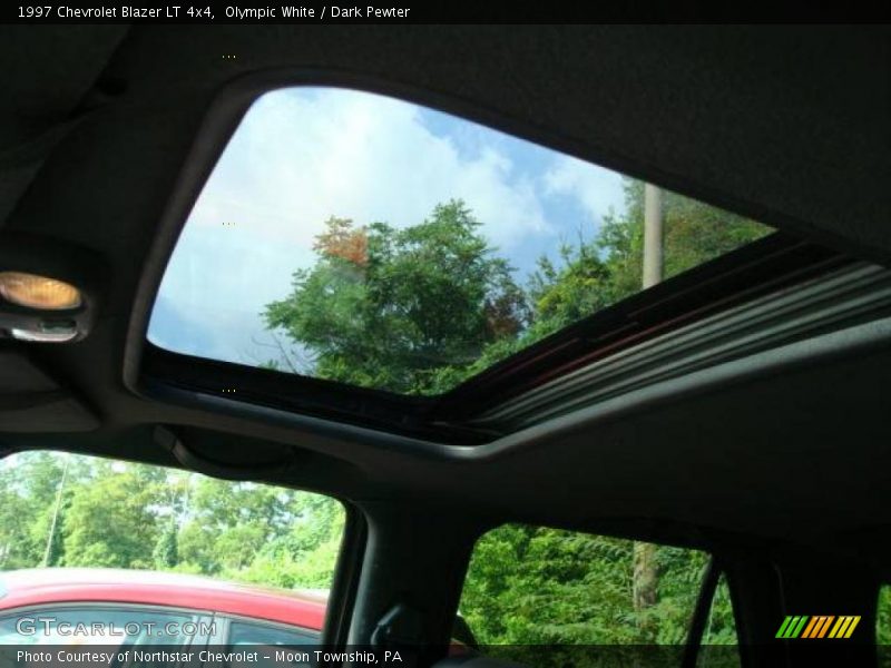 Olympic White / Dark Pewter 1997 Chevrolet Blazer LT 4x4