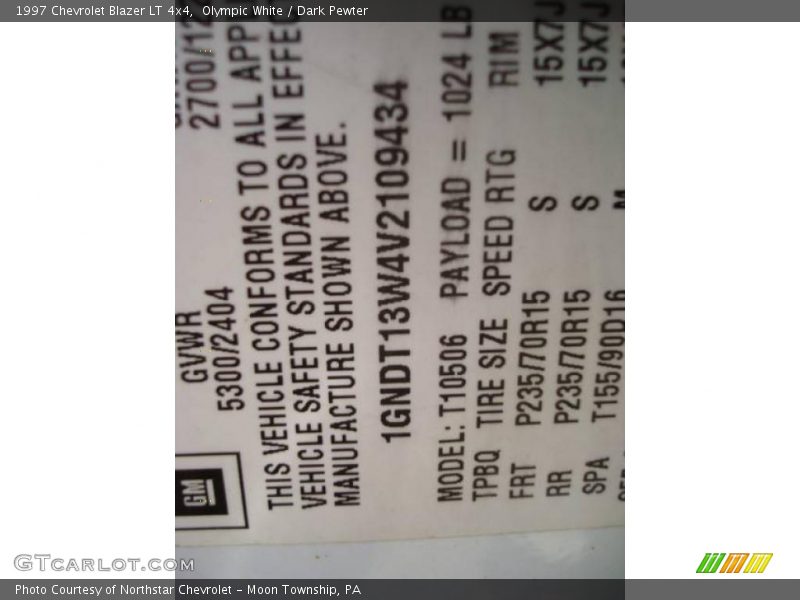 Olympic White / Dark Pewter 1997 Chevrolet Blazer LT 4x4