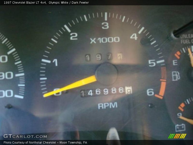 Olympic White / Dark Pewter 1997 Chevrolet Blazer LT 4x4