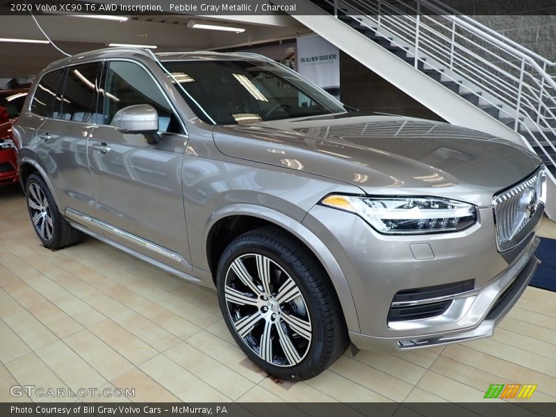 Front 3/4 View of 2020 XC90 T6 AWD Inscription