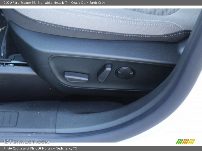 Star White Metallic Tri-Coat / Dark Earth Gray 2020 Ford Escape SE