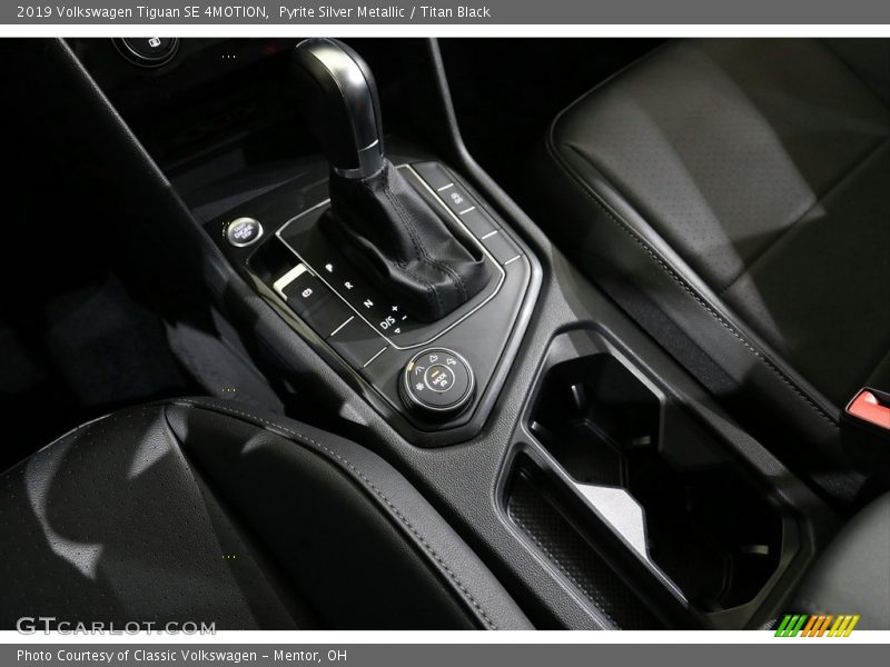 Pyrite Silver Metallic / Titan Black 2019 Volkswagen Tiguan SE 4MOTION