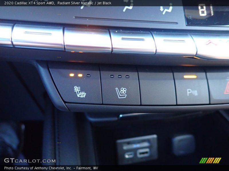 Radiant Silver Metallic / Jet Black 2020 Cadillac XT4 Sport AWD