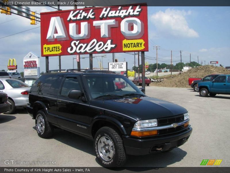 Black / Graphite 2003 Chevrolet Blazer LS 4x4