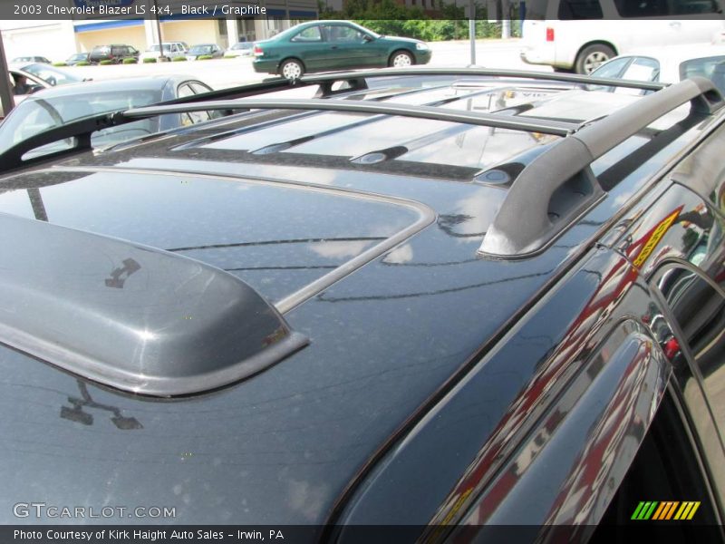 Black / Graphite 2003 Chevrolet Blazer LS 4x4
