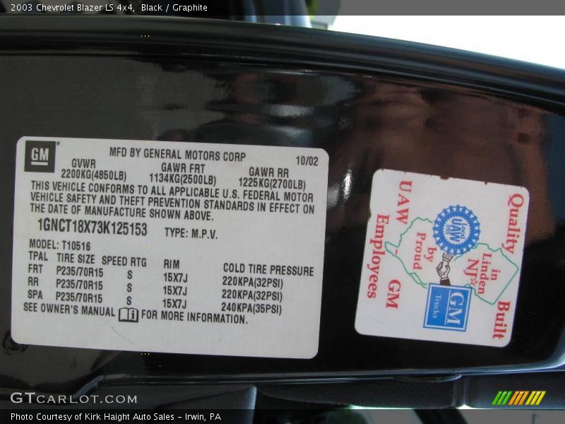 Black / Graphite 2003 Chevrolet Blazer LS 4x4