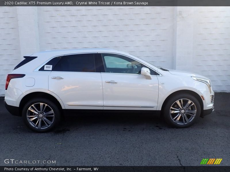 Crystal White Tricoat / Kona Brown Sauvage 2020 Cadillac XT5 Premium Luxury AWD