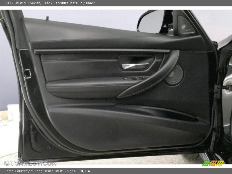 Door Panel of 2017 M3 Sedan