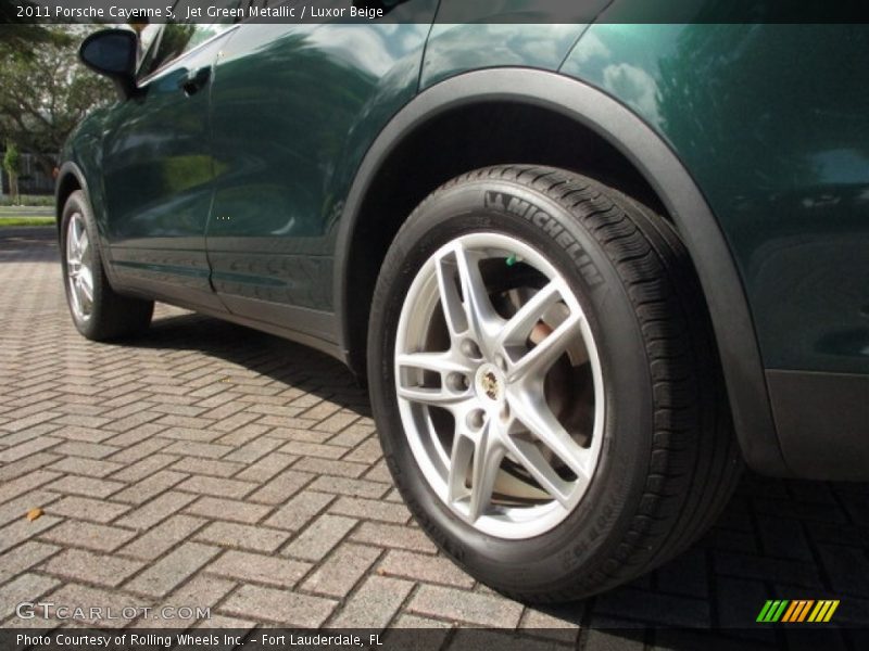 Jet Green Metallic / Luxor Beige 2011 Porsche Cayenne S