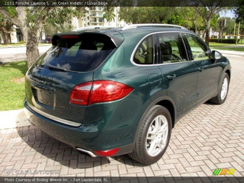 Jet Green Metallic / Luxor Beige 2011 Porsche Cayenne S