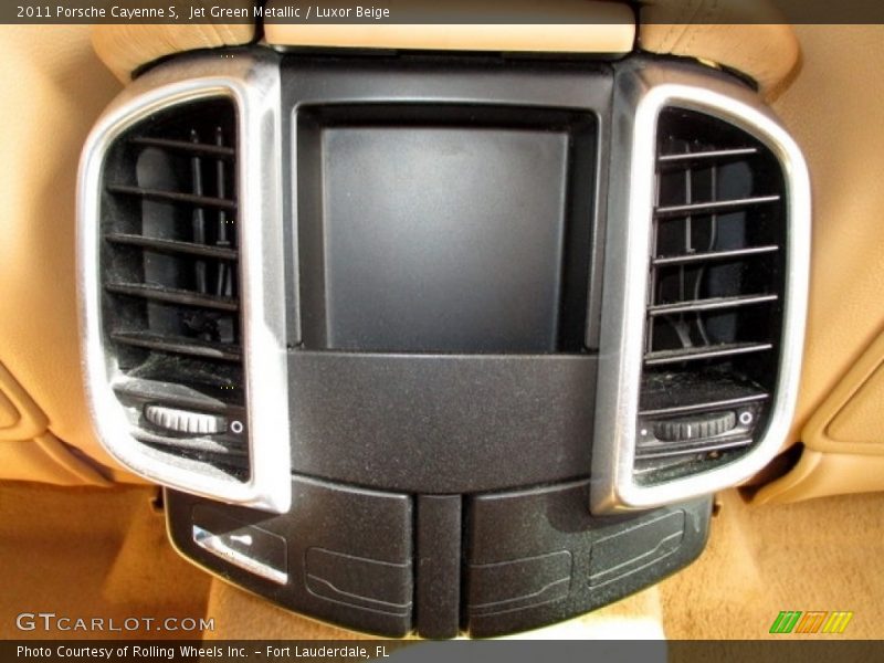 Jet Green Metallic / Luxor Beige 2011 Porsche Cayenne S