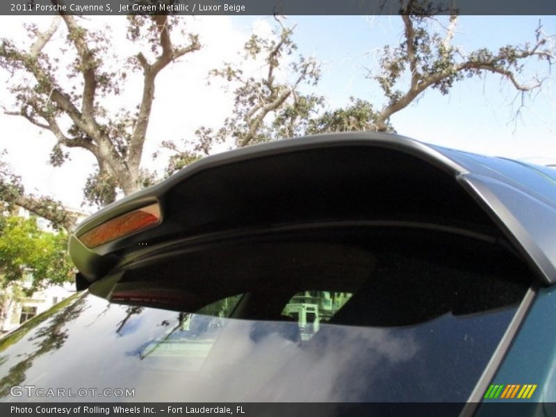 Jet Green Metallic / Luxor Beige 2011 Porsche Cayenne S