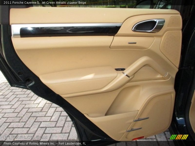 Jet Green Metallic / Luxor Beige 2011 Porsche Cayenne S