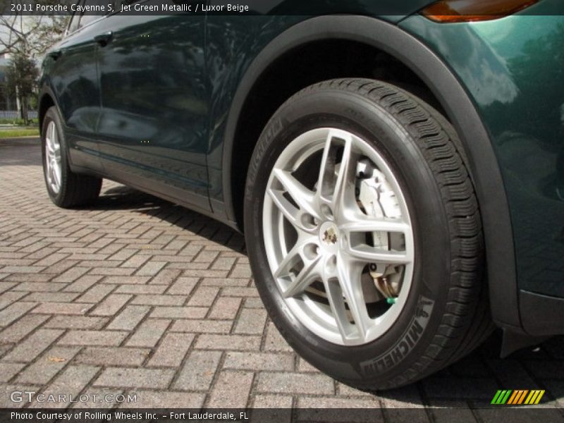 Jet Green Metallic / Luxor Beige 2011 Porsche Cayenne S