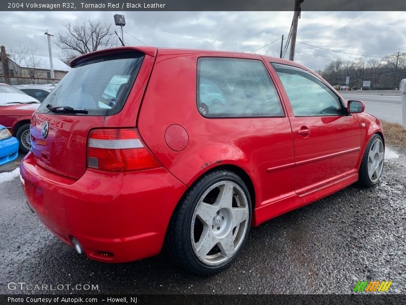 Tornado Red / Black Leather 2004 Volkswagen R32