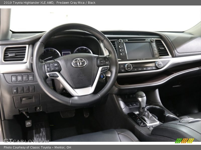 Dashboard of 2019 Highlander XLE AWD