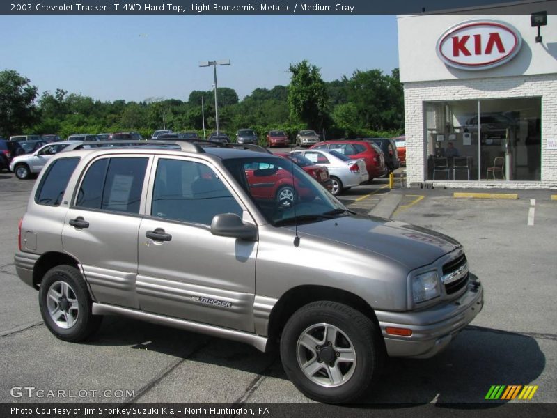 Light Bronzemist Metallic / Medium Gray 2003 Chevrolet Tracker LT 4WD Hard Top