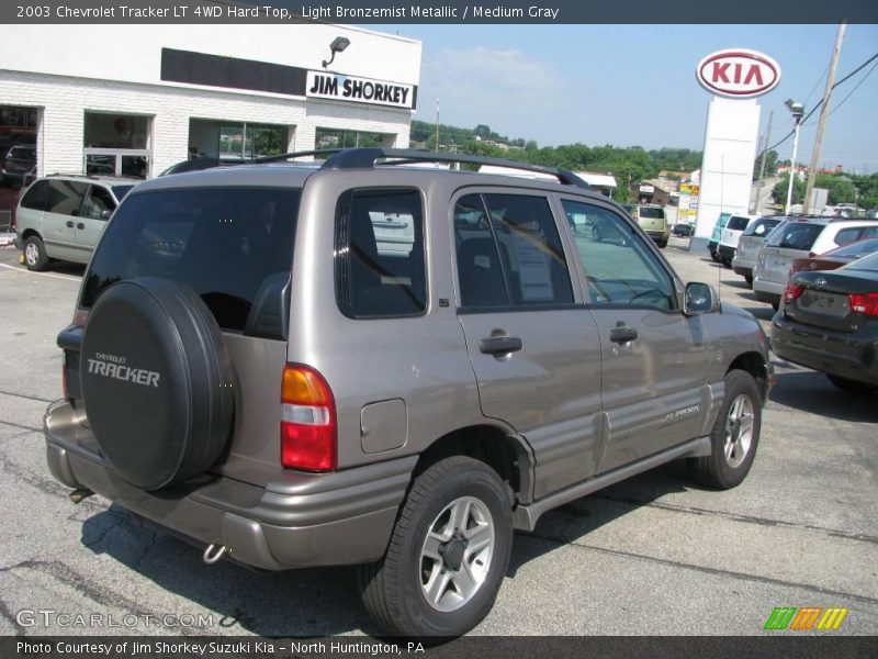 Light Bronzemist Metallic / Medium Gray 2003 Chevrolet Tracker LT 4WD Hard Top