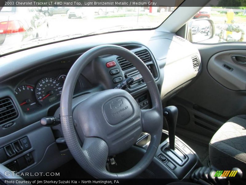 Light Bronzemist Metallic / Medium Gray 2003 Chevrolet Tracker LT 4WD Hard Top