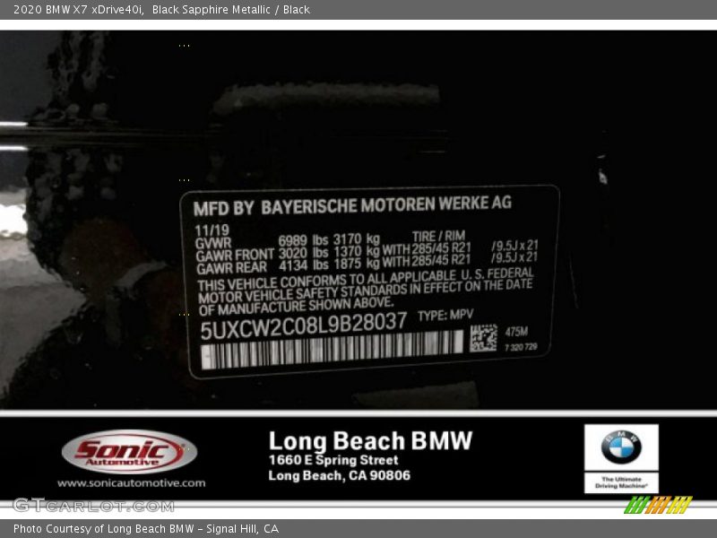 Black Sapphire Metallic / Black 2020 BMW X7 xDrive40i