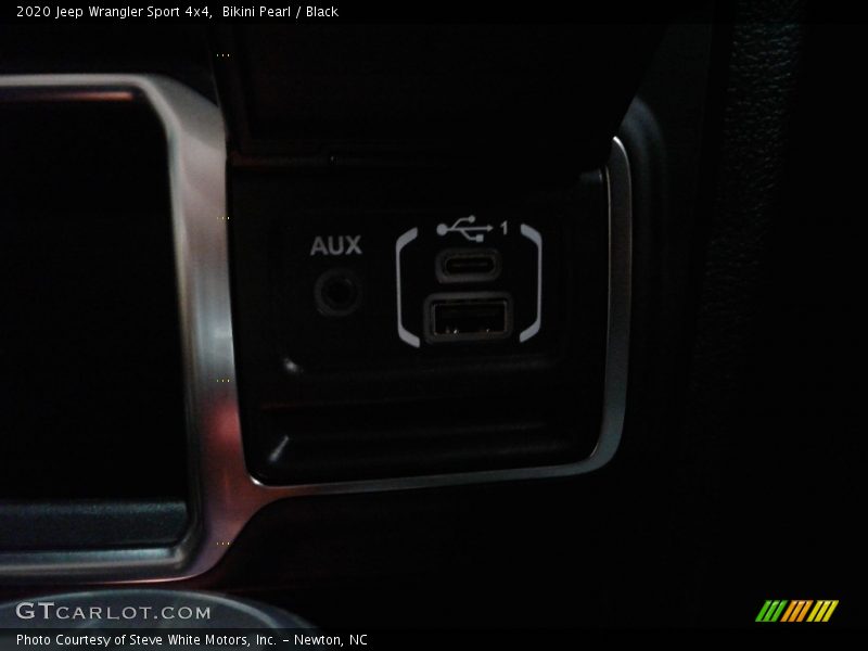 Bikini Pearl / Black 2020 Jeep Wrangler Sport 4x4